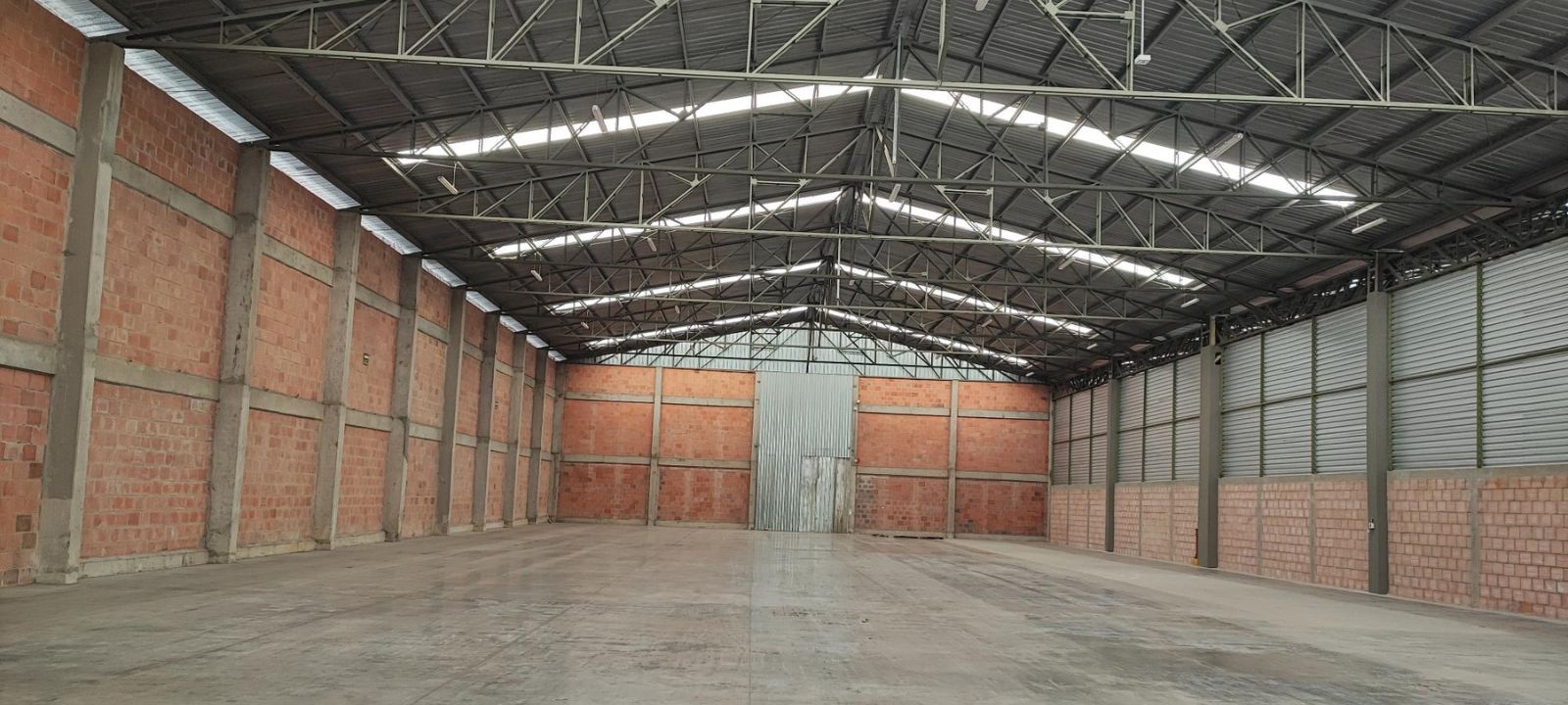 CD1B Logika Madrid 1.500 m2 1